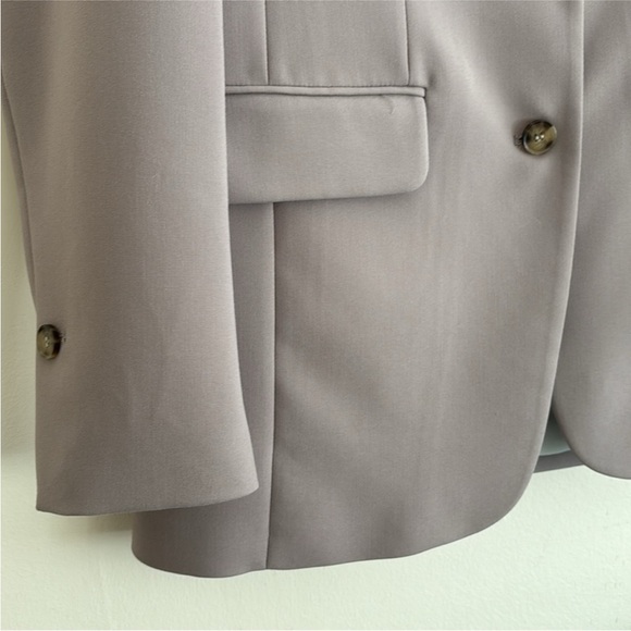 H&M Taupe Blazer - Picture 6 of 8